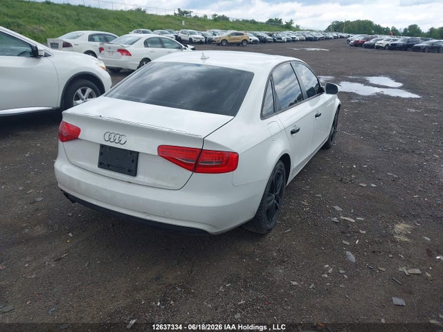 2013 Audi A4 2.0t მანქანა იყიდება აუქციონზე, vin: WAUBFCFL9DN039427, აუქციონის ნომერი: 12637334