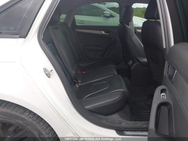 2013 Audi A4 2.0t მანქანა იყიდება აუქციონზე, vin: WAUBFCFL9DN039427, აუქციონის ნომერი: 12637334