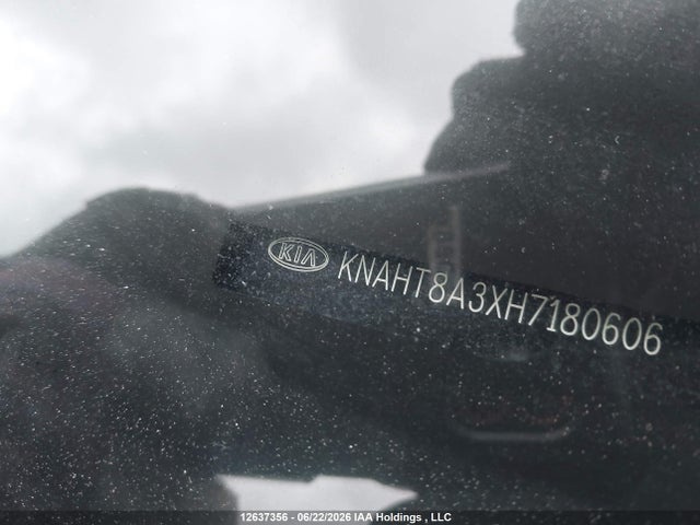 12637356 :رقم المزاد ، KNAHT8A3XH7180606 vin ، 2017 Kia Rondo مزاد بيع