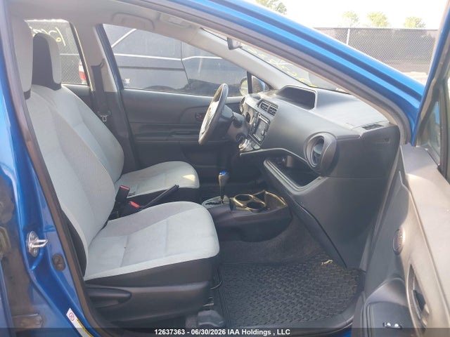 2016 Toyota Prius C მანქანა იყიდება აუქციონზე, vin: JTDKDTB32G1125219, აუქციონის ნომერი: 12637363