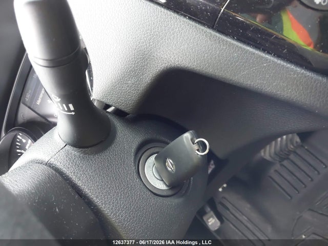 12637377 :رقم المزاد ، 5N1AT2MV1KC738383 vin ، 2019 Nissan Rogue S/sl/sv مزاد بيع