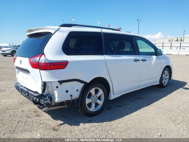 12637412 :رقم المزاد ، 5TDZZ3DC4LS074459 vin ، 2020 Toyota Sienna L مزاد بيع