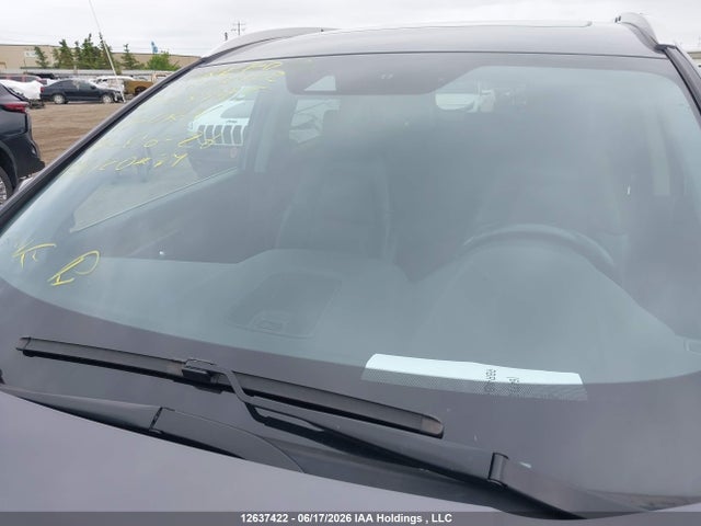 12637422 :رقم المزاد ، 2HKRW2H99KH103475 vin ، 2019 Honda Cr-v Touring مزاد بيع