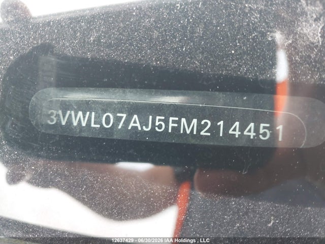 3VWL07AJ5FM214451 Volkswagen Jetta 1.8 Tsi Highline