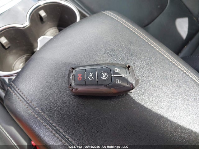 12637462 :رقم المزاد ، 2FMPK4K88HBB12683 vin ، 2017 Ford Edge Titanium مزاد بيع