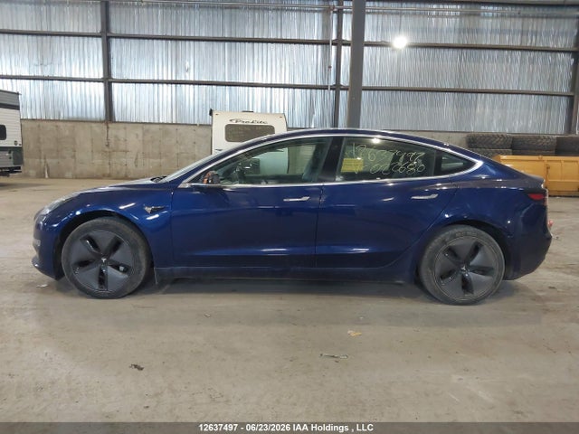 Tesla Model 3 Long Range/mid Range 2018 5YJ3E1EA1JF022680 Image 15