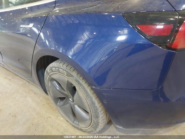 Tesla Model 3 Long Range/mid Range 2018 5YJ3E1EA1JF022680 Image 21