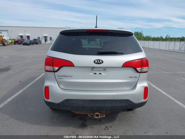 2015 Kia Sorento Ex მანქანა იყიდება აუქციონზე, vin: 5XYKUDA76FG610410, აუქციონის ნომერი: 12637505