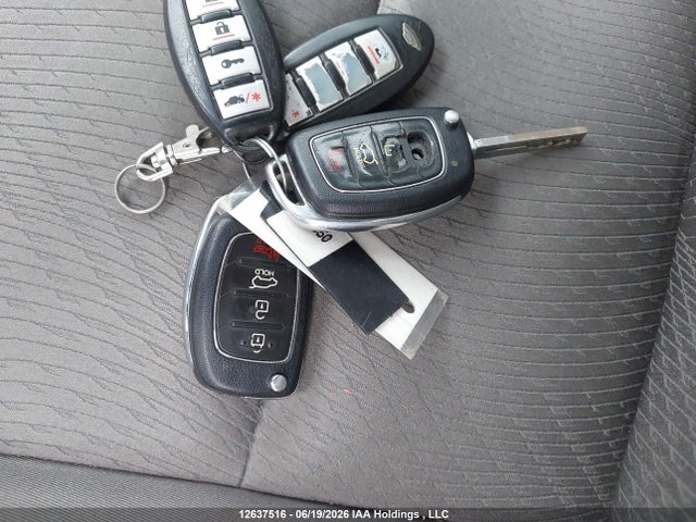 12637516 :رقم المزاد ، 5XYZU3LB7DG078687 vin ، 2013 Hyundai Santa Fe Sport مزاد بيع