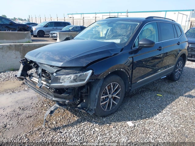 2018 Volkswagen Tiguan Comfortline მანქანა იყიდება აუქციონზე, vin: 3VV2B7AX2JM054150, აუქციონის ნომერი: 12637521