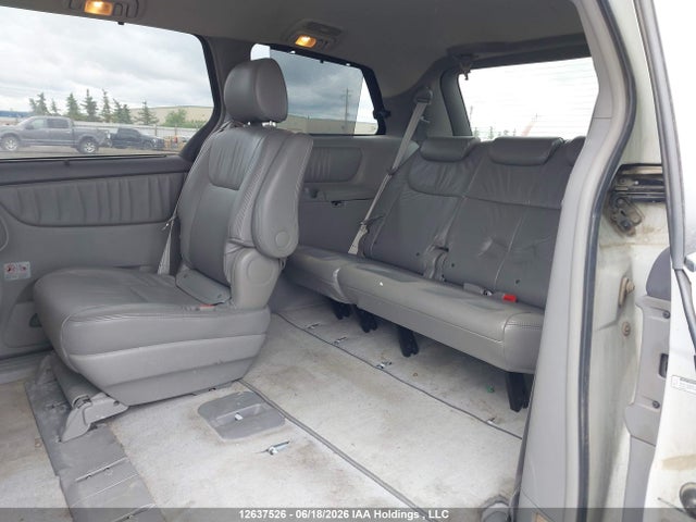 2008 Toyota Sienna Le 7 Passenger მანქანა იყიდება აუქციონზე, vin: 5TDZK23C98S110637, აუქციონის ნომერი: 12637526