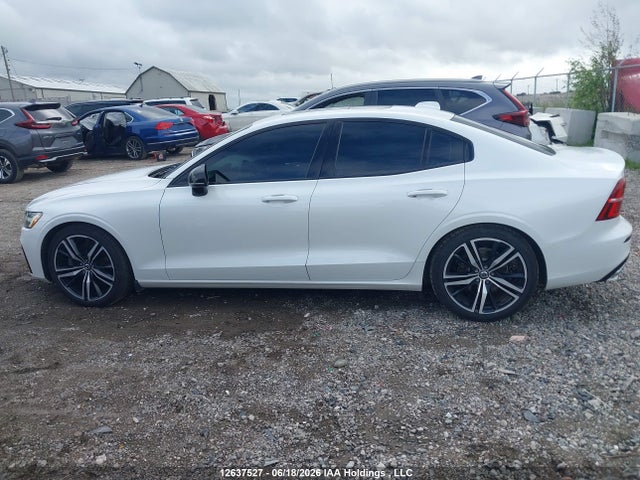 7JR102TM3MG112983 Volvo S60 T5 R-design