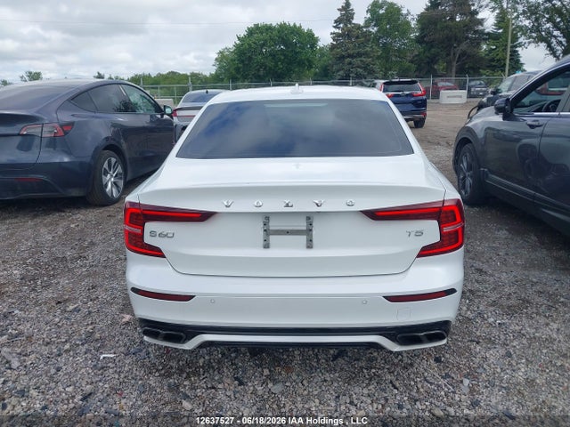 7JR102TM3MG112983 Volvo S60 T5 R-design