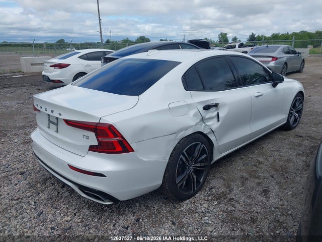 7JR102TM3MG112983 Volvo S60 T5 R-design