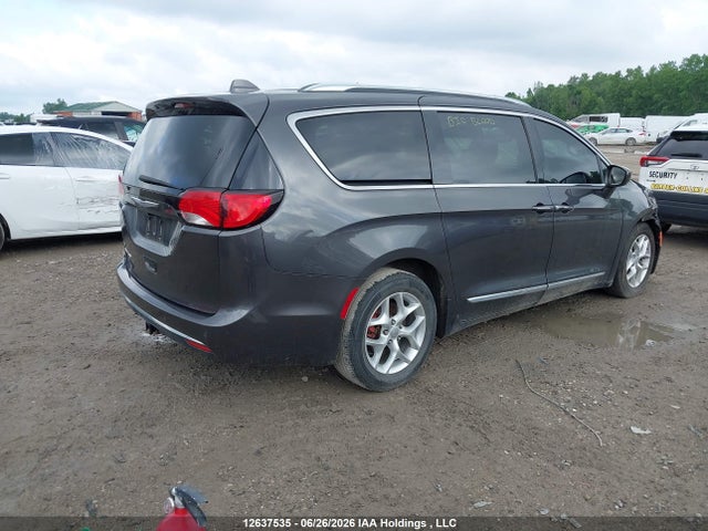 Продаж на аукціоні авто 2018 Chrysler Pacifica Touring-l Plus, vin: 2C4RC1EG2JR117533, номер лоту: 12637535