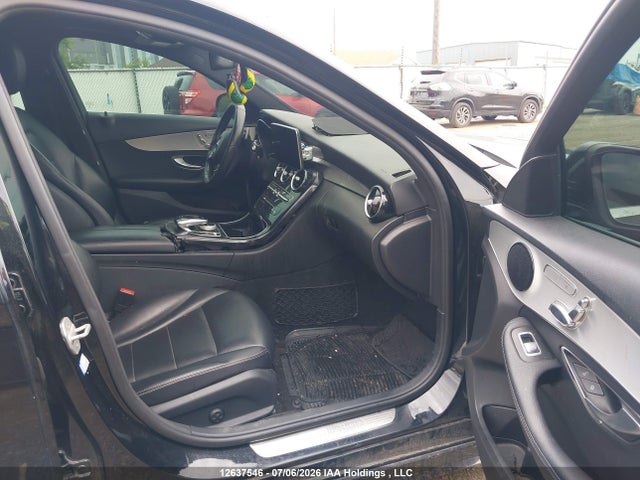 2016 Mercedes-benz C 300 4matic მანქანა იყიდება აუქციონზე, vin: 55SWF4KB0GU143829, აუქციონის ნომერი: 12637546