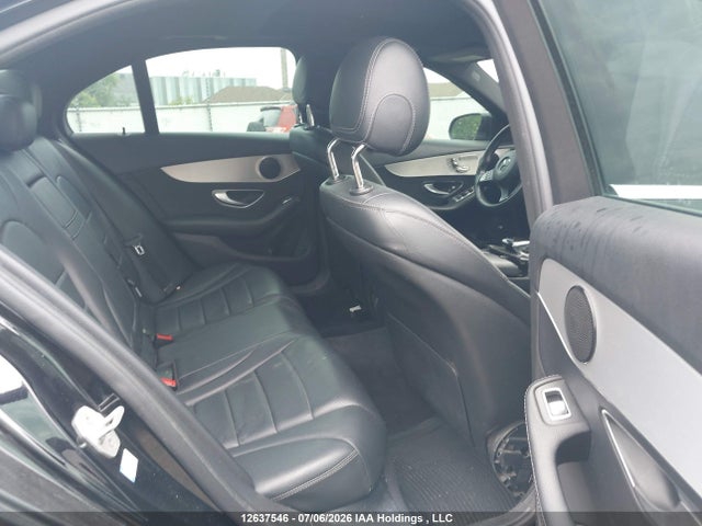 2016 Mercedes-benz C 300 4matic მანქანა იყიდება აუქციონზე, vin: 55SWF4KB0GU143829, აუქციონის ნომერი: 12637546