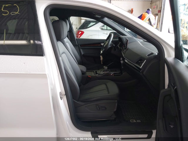 WA1ABAFY0P2192661 Audi Q5 40 Komfort
