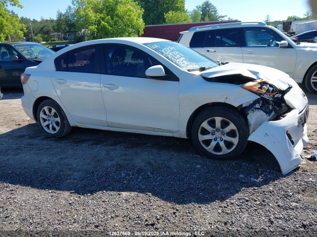 2013 Mazda Mazda3 მანქანა იყიდება აუქციონზე, vin: JM1BL1UF5D1709768, აუქციონის ნომერი: 12637569