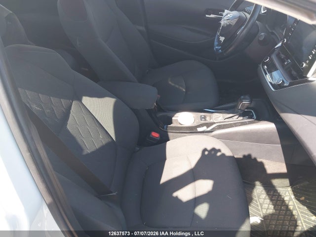 12637573 :رقم المزاد ، 5YFBPMBE2MP249805 vin ، 2021 Toyota Corolla Le مزاد بيع