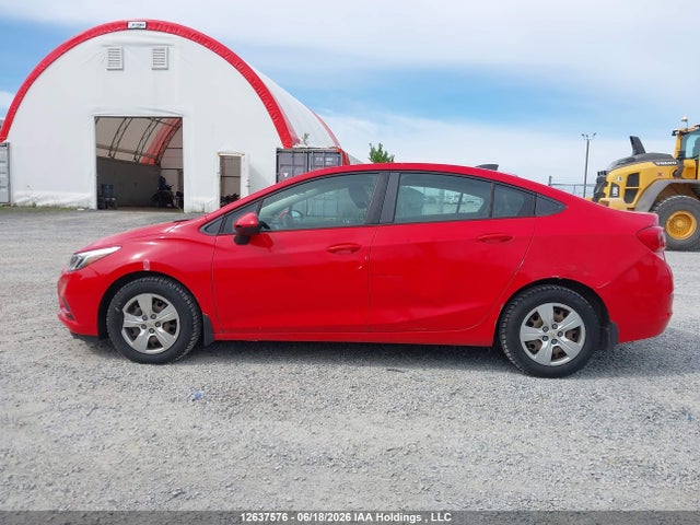 2017 Chevrolet Cruze Ls Auto მანქანა იყიდება აუქციონზე, vin: 3G1BC5SM7HS555117, აუქციონის ნომერი: 12637576