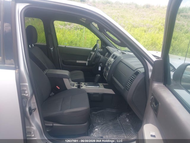 2011 Ford Escape Xlt მანქანა იყიდება აუქციონზე, vin: 1FMCU0D79BKB56257, აუქციონის ნომერი: 12637581
