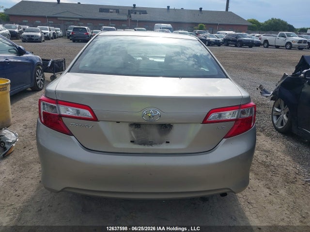 12637598 :رقم المزاد ، 4T1BF1FK2DU237752 vin ، 2013 Toyota Camry Le مزاد بيع