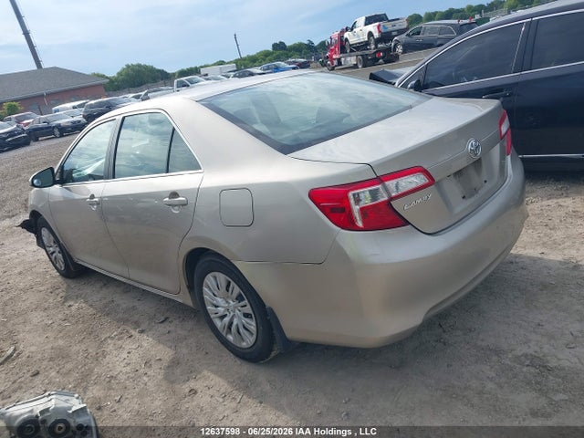 12637598 :رقم المزاد ، 4T1BF1FK2DU237752 vin ، 2013 Toyota Camry Le مزاد بيع