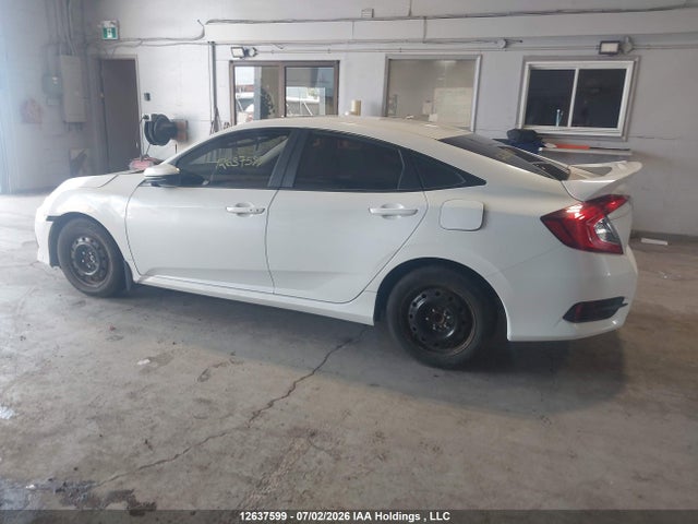 Продажа на аукционе авто 2018 Honda Civic Ex, vin: 2HGFC2F87JH024692, номер лота: 12637599