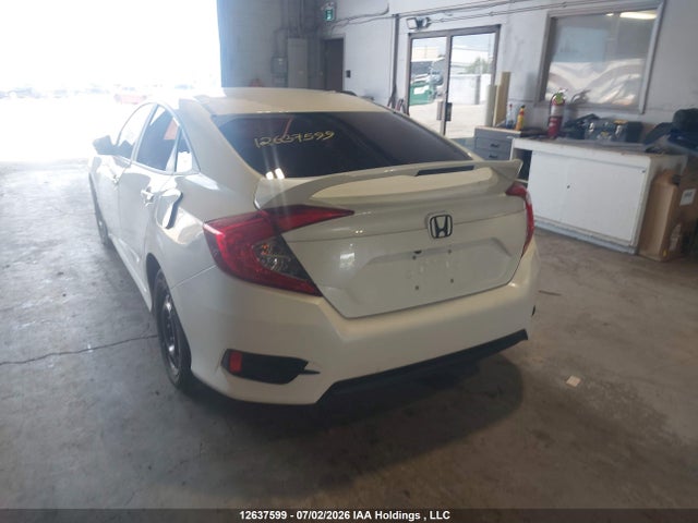Продажа на аукционе авто 2018 Honda Civic Ex, vin: 2HGFC2F87JH024692, номер лота: 12637599