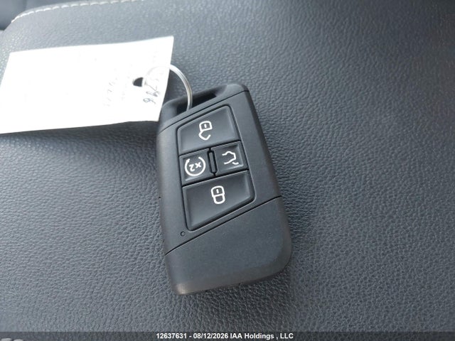 12637631 :رقم المزاد ، 3VVUC7B27SM035796 vin ، 2025 Volkswagen Taos Se مزاد بيع
