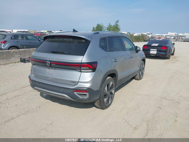12637631 :رقم المزاد ، 3VVUC7B27SM035796 vin ، 2025 Volkswagen Taos Se مزاد بيع
