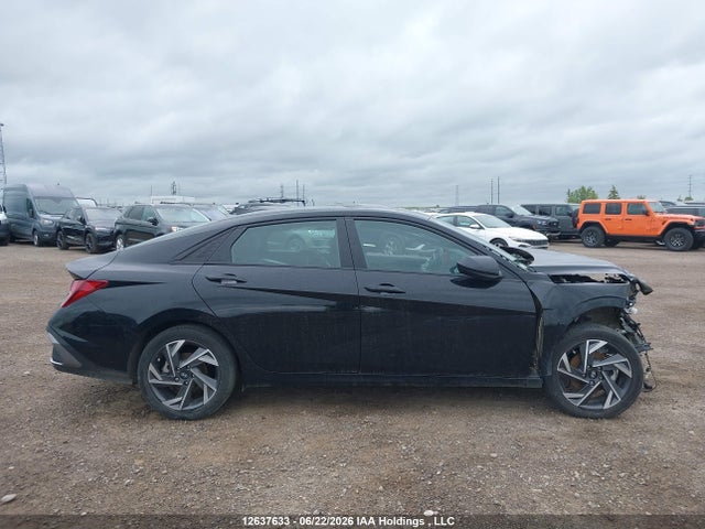 KMHLM4DGXRU666056 Hyundai ELANTRA SEL