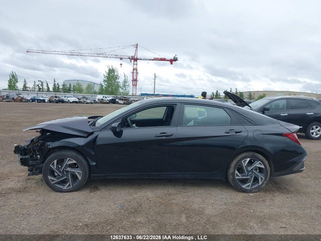 KMHLM4DGXRU666056 Hyundai ELANTRA SEL