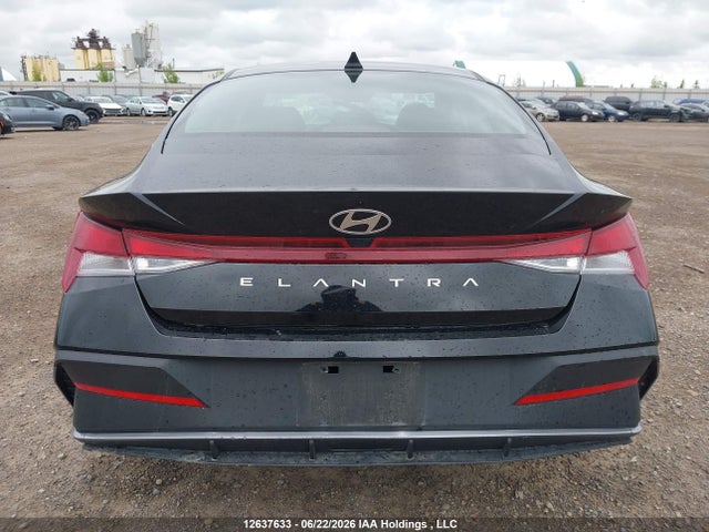 KMHLM4DGXRU666056 Hyundai ELANTRA SEL