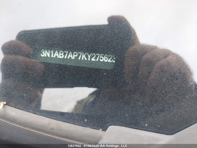 3N1AB7AP7KY275623 Nissan Sentra 1.8 S/1.8 Sv