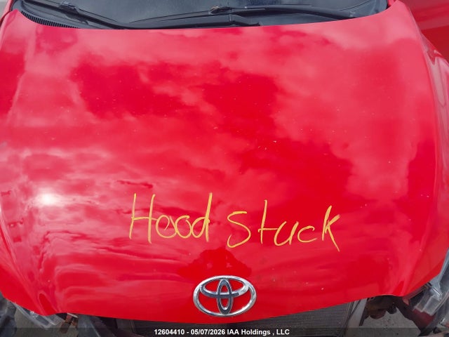 12604410 :رقم المزاد ، 2T1KU4EE3CC892103 vin ، 2012 Toyota Matrix مزاد بيع