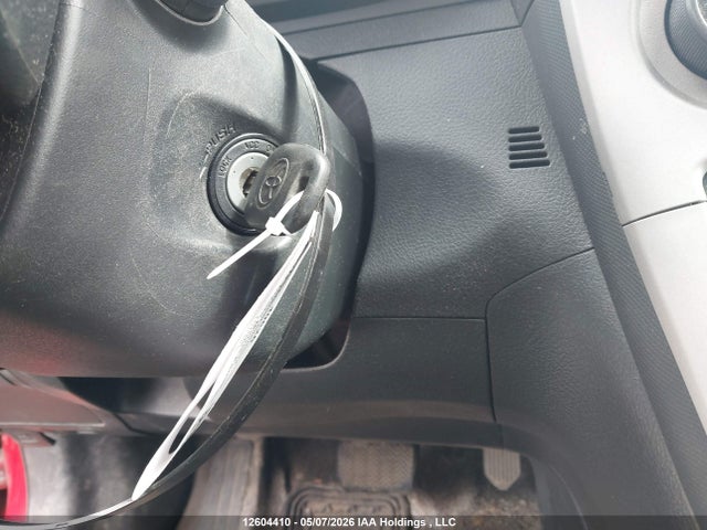 12604410 :رقم المزاد ، 2T1KU4EE3CC892103 vin ، 2012 Toyota Matrix مزاد بيع