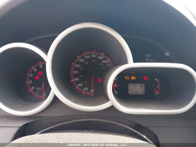 12604410 :رقم المزاد ، 2T1KU4EE3CC892103 vin ، 2012 Toyota Matrix مزاد بيع