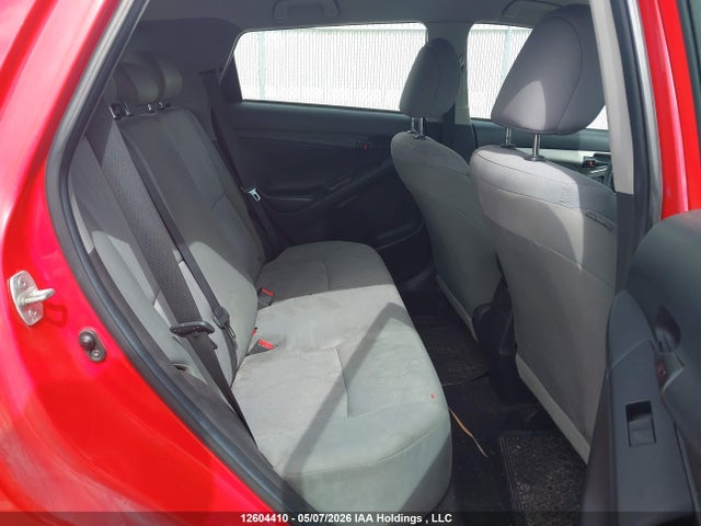 12604410 :رقم المزاد ، 2T1KU4EE3CC892103 vin ، 2012 Toyota Matrix مزاد بيع