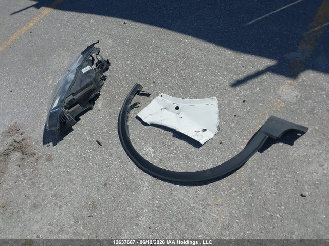12637667 :رقم المزاد ، 1FMCU9DZ6MUA61085 vin ، 2021 Ford Escape Titanium Hybrid مزاد بيع