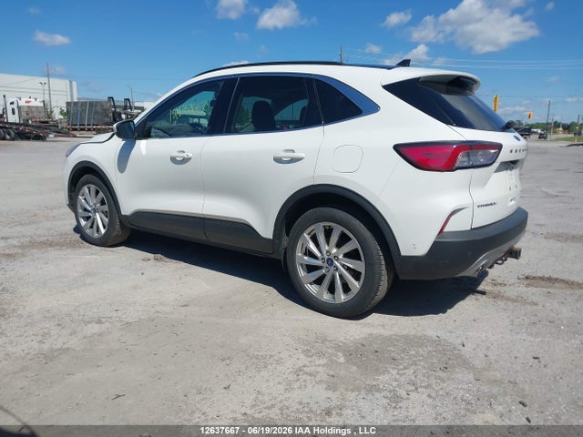 12637667 :رقم المزاد ، 1FMCU9DZ6MUA61085 vin ، 2021 Ford Escape Titanium Hybrid مزاد بيع