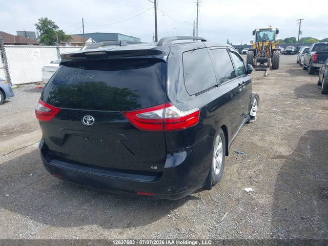 Toyota SIENNA LE 2020 5TDKZ3DC1LS079930 Image 4