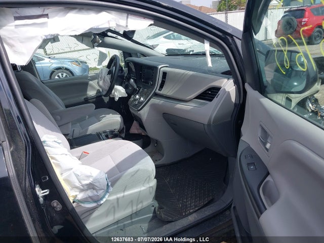 Toyota SIENNA LE 2020 5TDKZ3DC1LS079930 Image 5