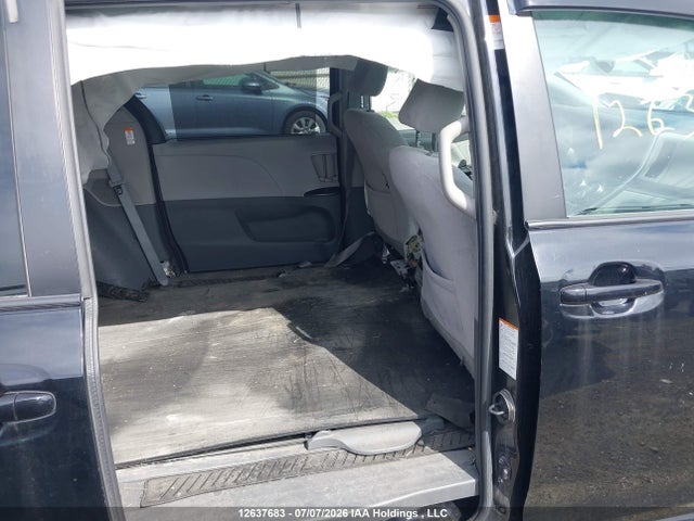 Toyota SIENNA LE 2020 5TDKZ3DC1LS079930 Image 8