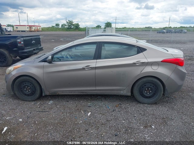 2011 Hyundai Elantra Gl მანქანა იყიდება აუქციონზე, vin: 5NPDH4AE6BH043162, აუქციონის ნომერი: 12637696