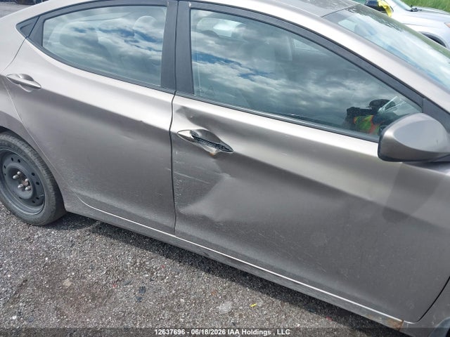 2011 Hyundai Elantra Gl მანქანა იყიდება აუქციონზე, vin: 5NPDH4AE6BH043162, აუქციონის ნომერი: 12637696