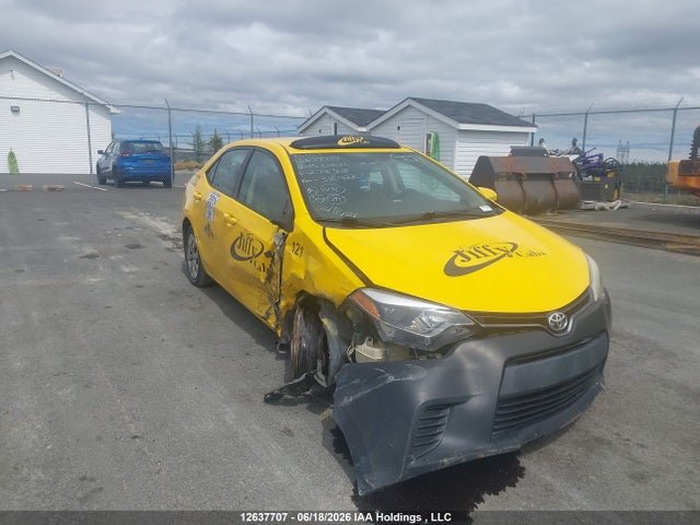 2015 Toyota Corolla Le მანქანა იყიდება აუქციონზე, vin: 2T1BURHE4FC272308, აუქციონის ნომერი: 12637707