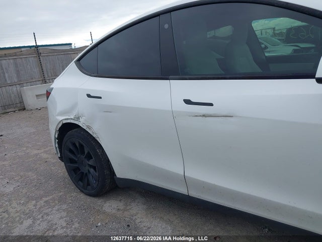 Продаж на аукціоні авто 2021 Tesla Model Y, vin: 5YJYGDEE7MF139138, номер лоту: 12637715