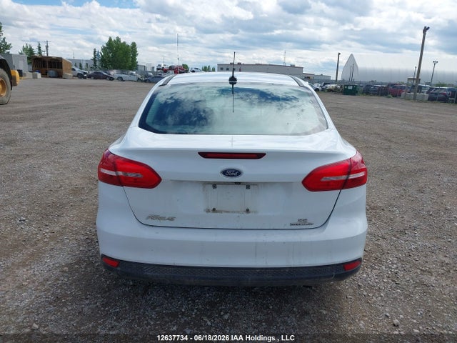 12637734 :رقم المزاد ، 1FADP3F21FL331934 vin ، 2015 Ford Focus Se مزاد بيع